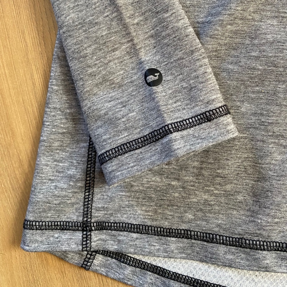 Vineyard Vines Long Sleeve Whale Performance Hoodie - Picture 7 of 10